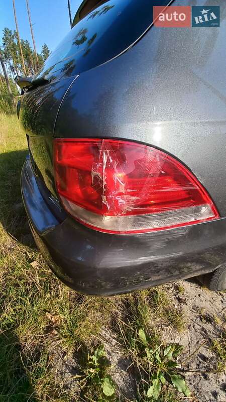 Универсал Volkswagen Golf 2010 в Житомире