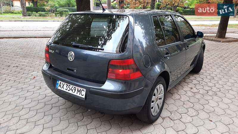 Хетчбек Volkswagen Golf 2000 в Харкові