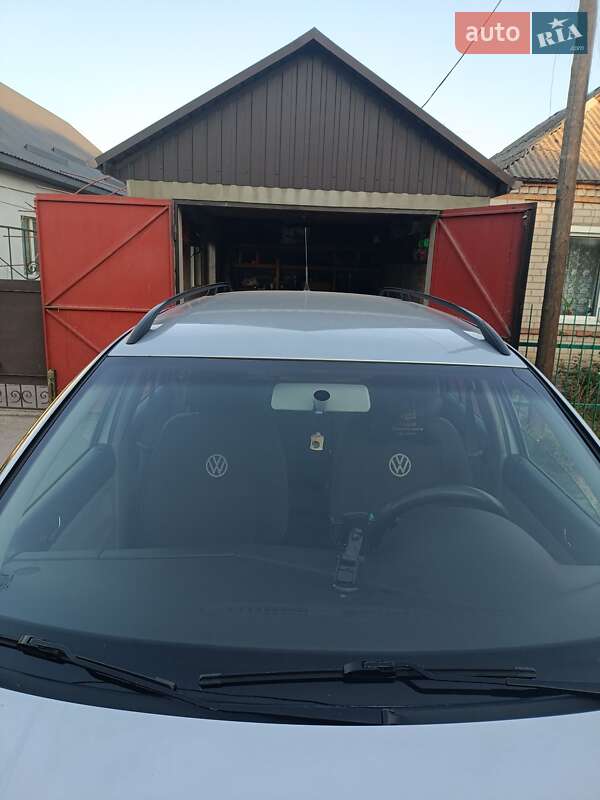 Универсал Volkswagen Golf 2001 в Новомосковске фото 4 Универсал Volkswagen Golf 2001 в Новомосковске