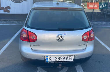 Хетчбек Volkswagen Golf 2004 в Борисполі