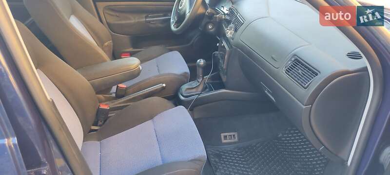 Универсал Volkswagen Golf 1999 в Ирпене