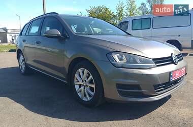 Универсал Volkswagen Golf 2014 в Ровно