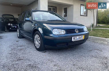 Універсал Volkswagen Golf 2002 в Бучачі