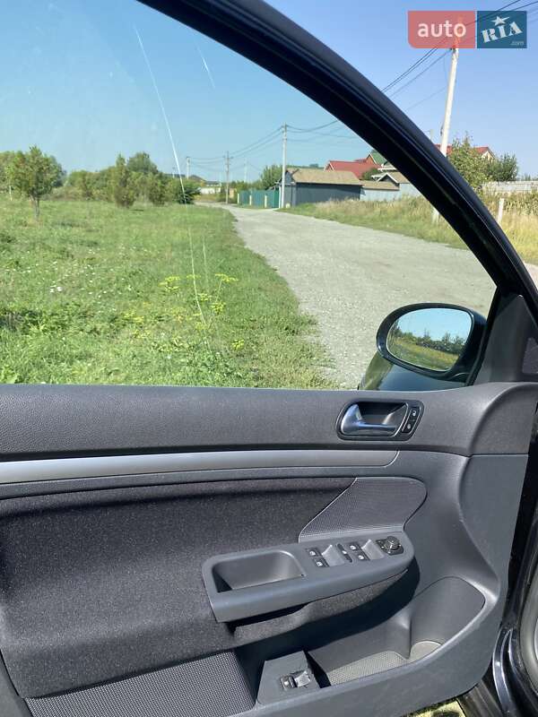 Хетчбек Volkswagen Golf 2007 в Полтаві