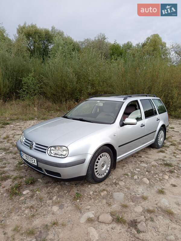 Універсал Volkswagen Golf 2001 в Івано-Франківську