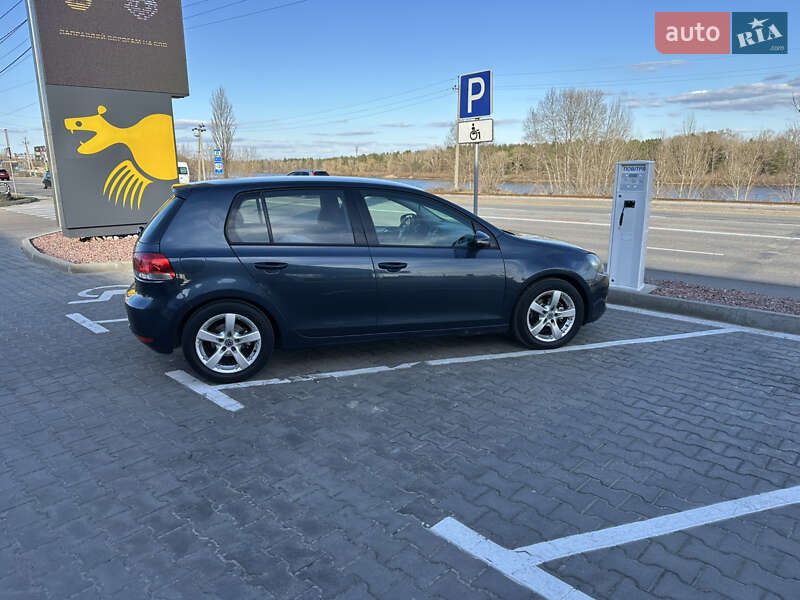 Volkswagen Golf 2010