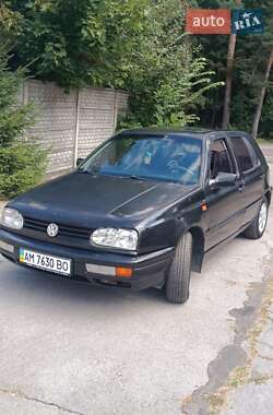 Хэтчбек Volkswagen Golf 1996 в Житомире