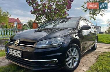 Універсал Volkswagen Golf 2017 в Львові