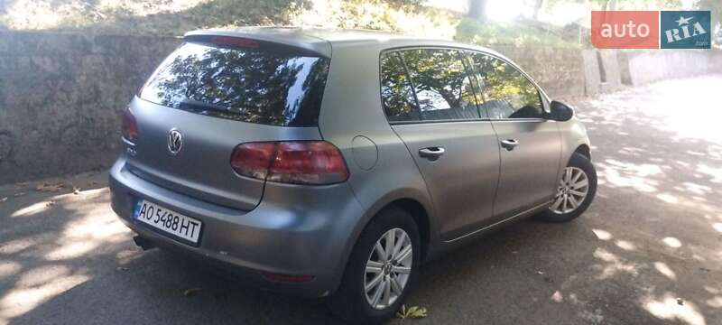 Хетчбек Volkswagen Golf 2012 в Мукачевому