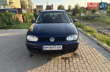 Хэтчбек Volkswagen Golf 2003 в Ахтырке