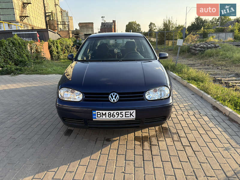Volkswagen Golf 2003