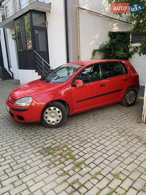 Volkswagen Golf 2004