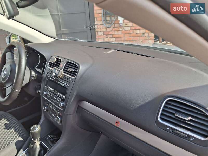 Універсал Volkswagen Golf 2013 в Павлограді