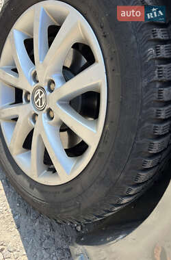 Хетчбек Volkswagen Golf 2004 в 