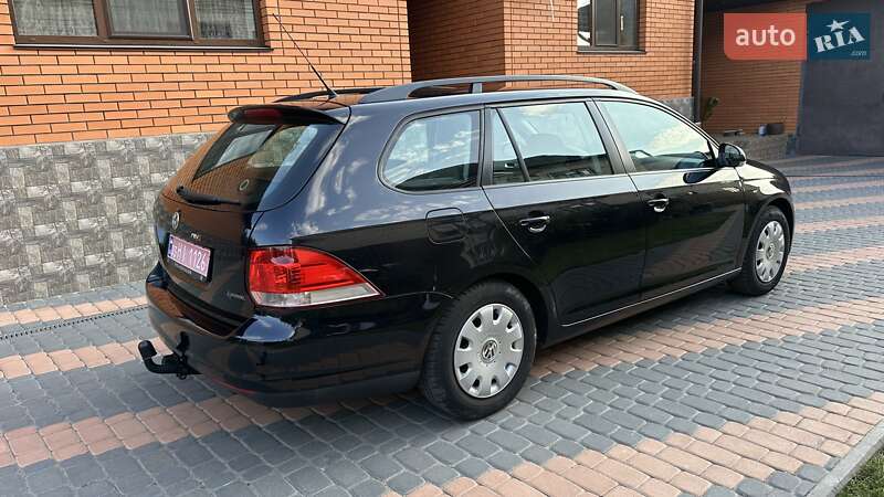 Універсал Volkswagen Golf 2009 в Бершаді