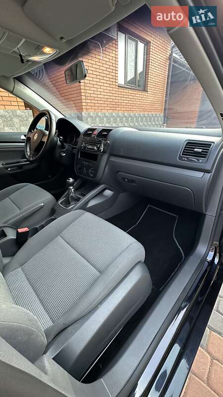 Універсал Volkswagen Golf 2009 в Бершаді