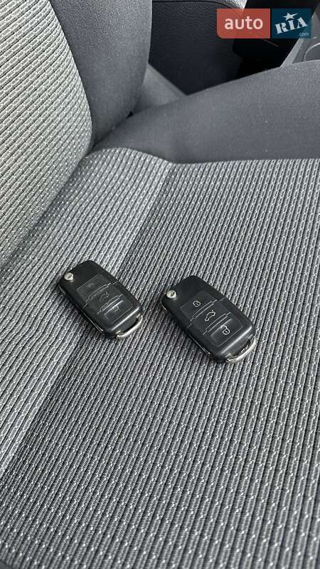 Універсал Volkswagen Golf 2009 в Бершаді