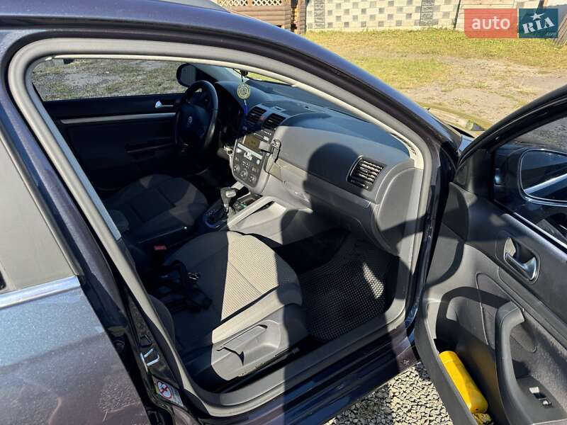 Универсал Volkswagen Golf 2008 в Ровно фото 4 Универсал Volkswagen Golf 2008 в Ровно