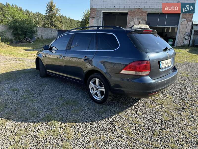 Универсал Volkswagen Golf 2008 в Ровно фото 12 Универсал Volkswagen Golf 2008 в Ровно