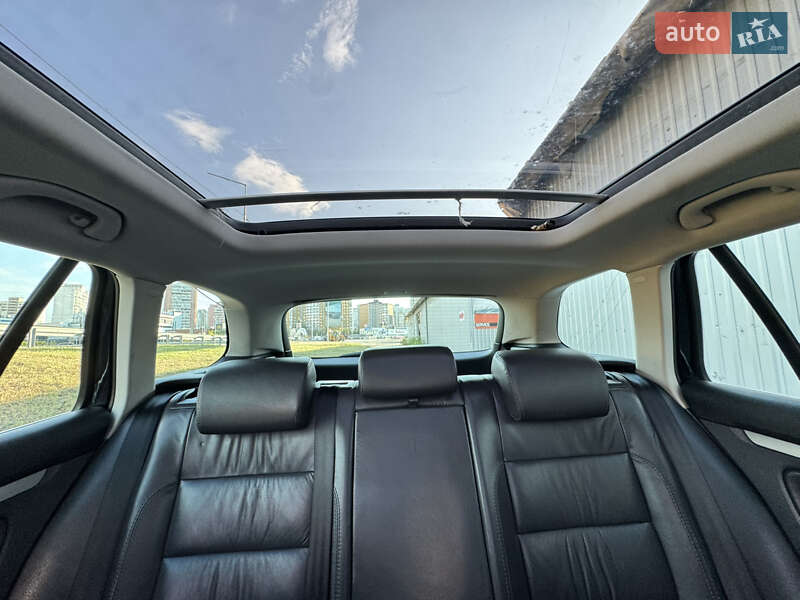 Універсал Volkswagen Golf 2008 в Києві