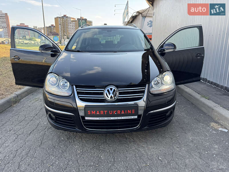 Універсал Volkswagen Golf 2008 в Києві