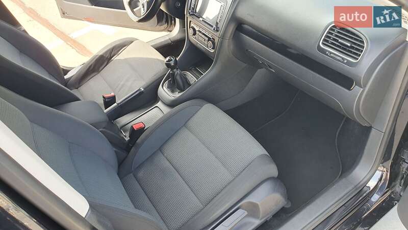 Универсал Volkswagen Golf 2011 в Киеве