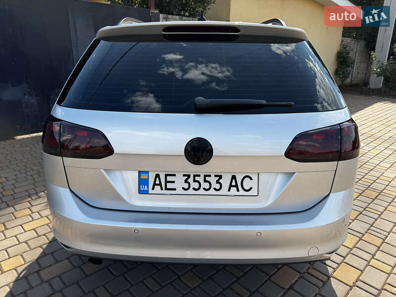 Универсал Volkswagen Golf 2015 в Кривом Роге фото 17 Универсал Volkswagen Golf 2015 в Кривом Роге