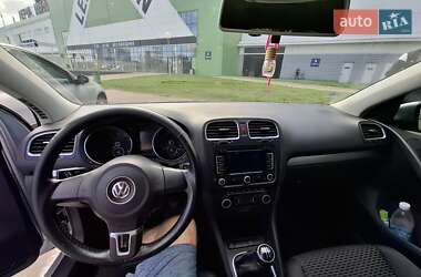 Хетчбек Volkswagen Golf 2009 в  фото 10 Хетчбек Volkswagen Golf 2009 в