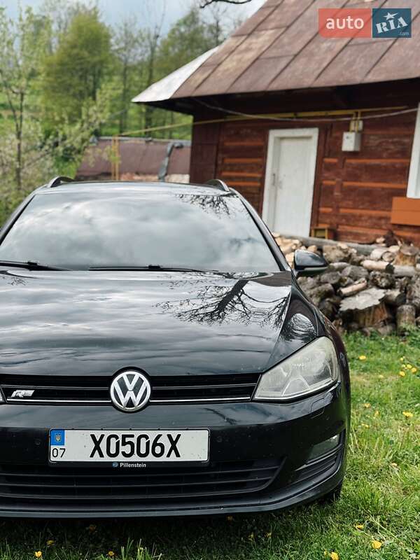 Універсал Volkswagen Golf 2013 в Мукачевому