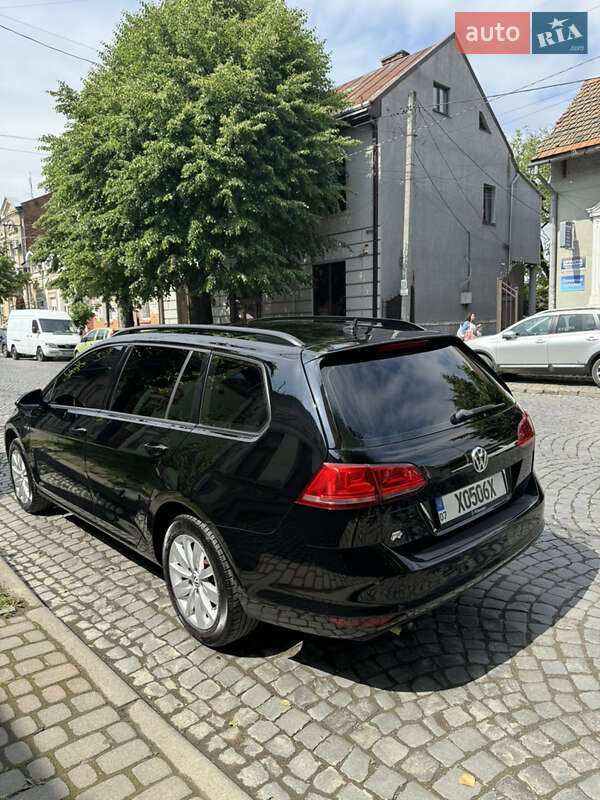 Універсал Volkswagen Golf 2013 в Мукачевому