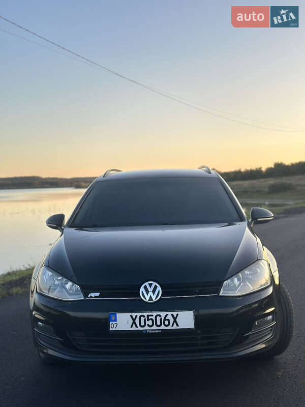 Універсал Volkswagen Golf 2013 в Мукачевому