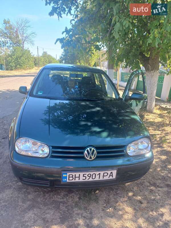 Volkswagen Golf 1998