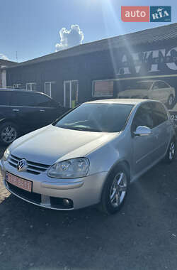 Хэтчбек Volkswagen Golf 2008 в Нежине