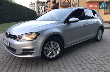 Хетчбек Volkswagen Golf 2015 в Луцьку