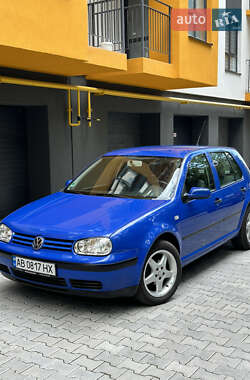 Хэтчбек Volkswagen Golf 2001 в Виннице