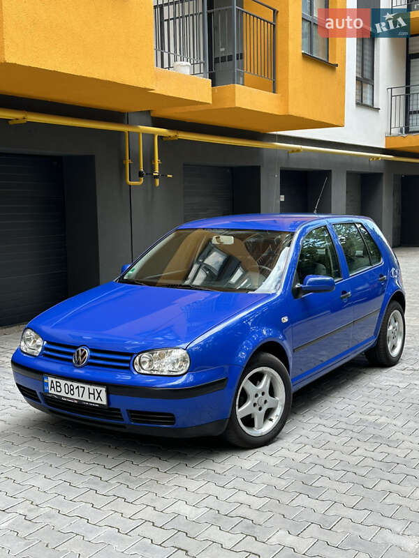 Volkswagen Golf 2001