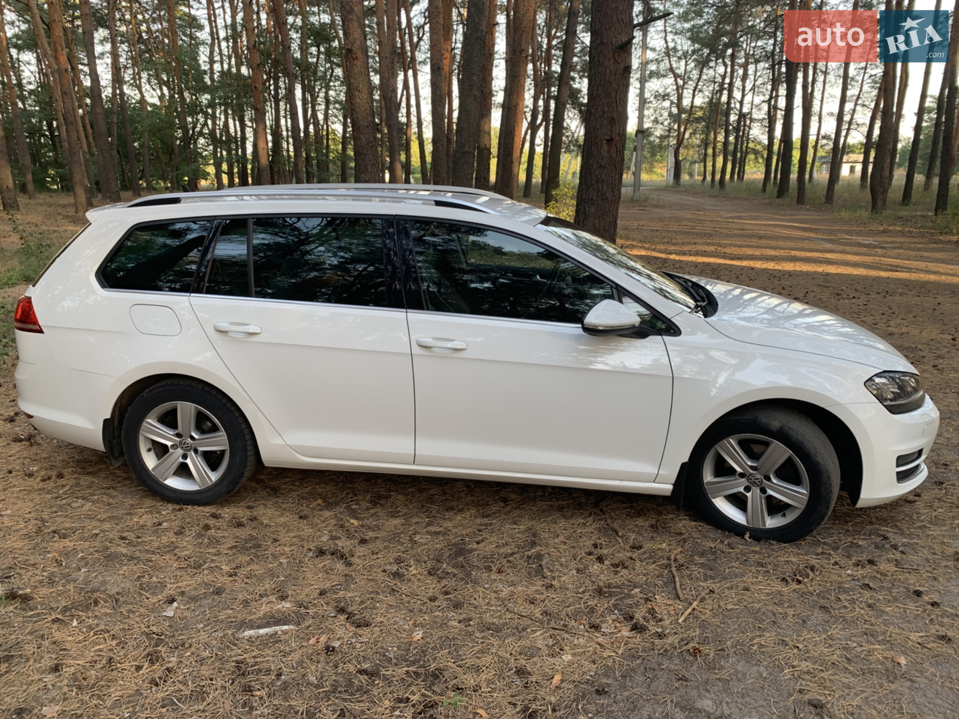 Volkswagen Golf 2015 VIN WVWZZZAUZGP554962 фото оголошення 4 з 16