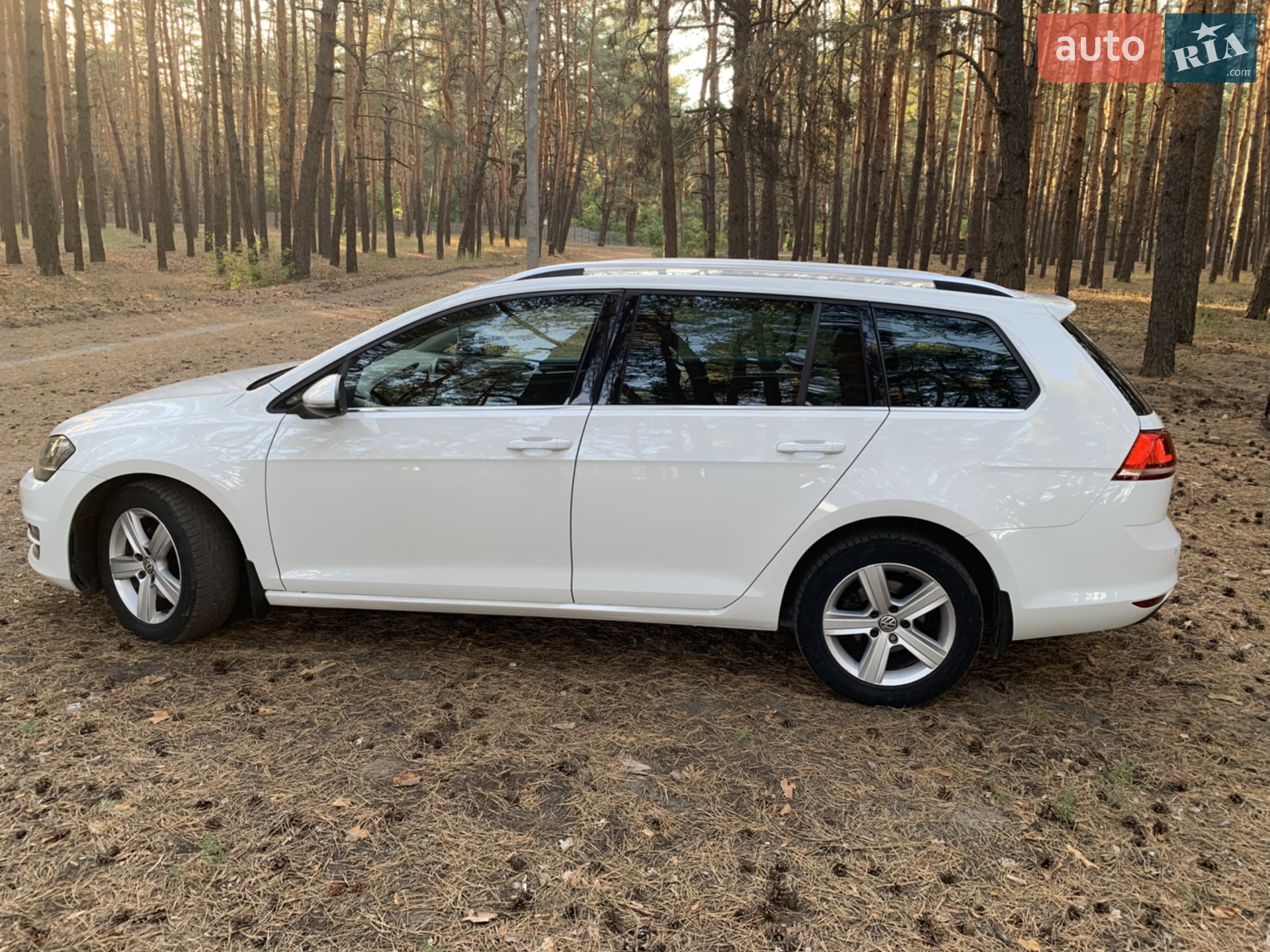 Volkswagen Golf 2015 VIN WVWZZZAUZGP554962 фото оголошення 8 з 16
