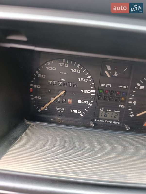 Хетчбек Volkswagen Golf 1987 в Львові