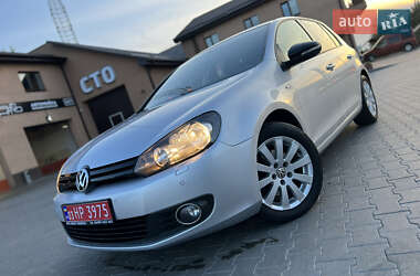 Хетчбек Volkswagen Golf 2013 в Києві