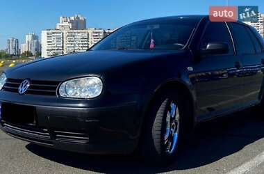 Хэтчбек Volkswagen Golf 1999 в Киеве