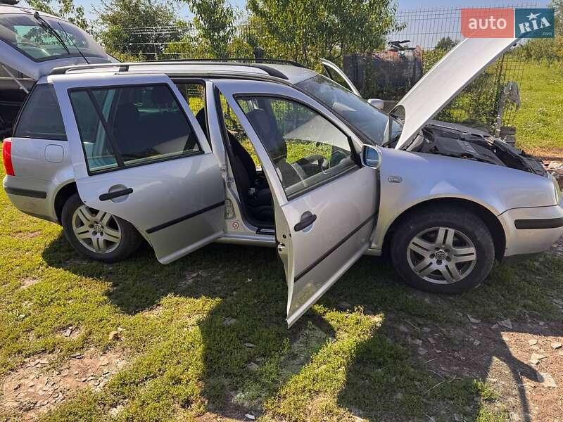 Универсал Volkswagen Golf 2001 в Хмельницком