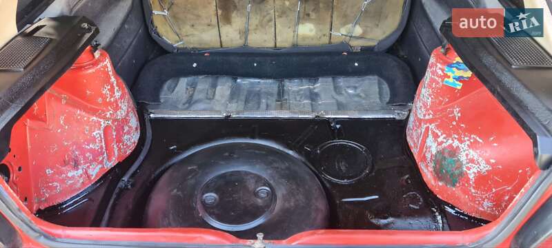 Хетчбек Volkswagen Golf 1983 в Слов'янську