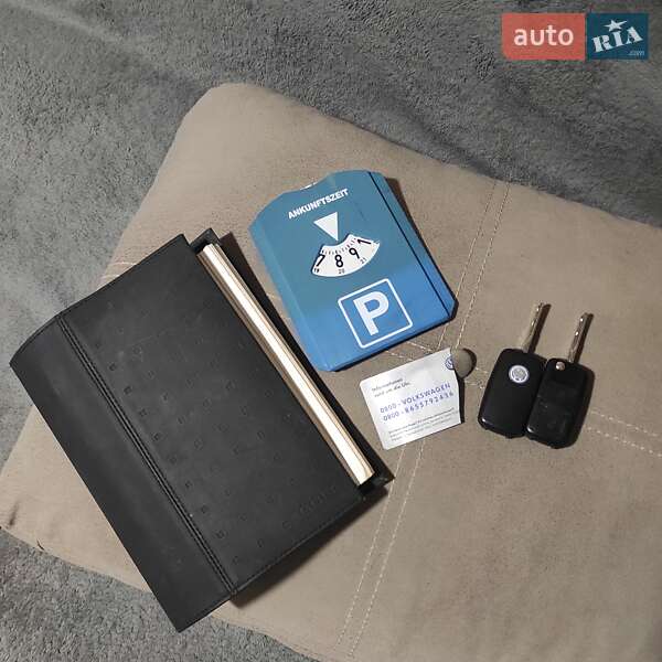 Хэтчбек Volkswagen Golf 2001 в Овруче