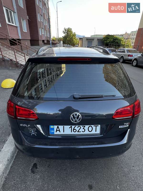 Универсал Volkswagen Golf 2015 в Вышгороде