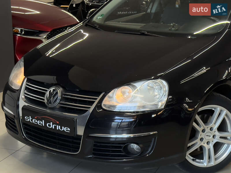 Универсал Volkswagen Golf 2007 в Николаеве