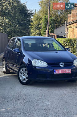 Хетчбек Volkswagen Golf 2005 в Луцьку