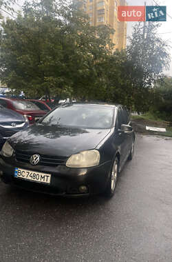 Хэтчбек Volkswagen Golf 2006 в Киеве