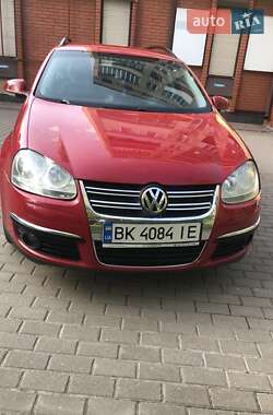 Універсал Volkswagen Golf 2009 в Рівному
