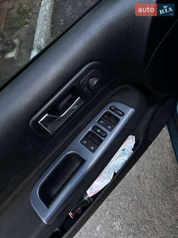 Универсал Volkswagen Golf 2003 в Тетиеве